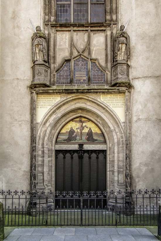 Wittenberg castle church 95 theses The doors of Wittenberg castle church, where Martin Luther nailed his 95 Theses