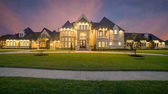 Mansion A mansion representing the mansions Jesus has prepared for us to go to in heaven during the millennium