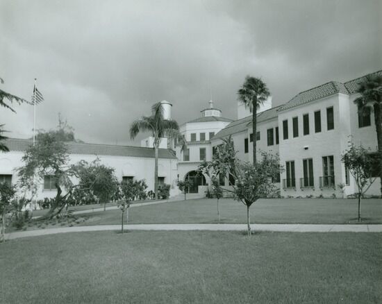 First Adventist Medical School in Loma Lind Loma Linda University Hospital