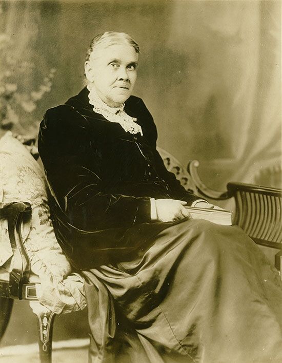 A portrait of Ellen G. White during her stay in Australia, taken around 1899.