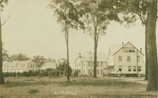 Avondale School A black and white photo of the Avondale school in Australia.