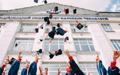 Consejo de Elena G. de White sobre la Educación Universitaria